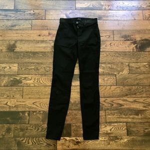 JBRAND black skinny jeans!!